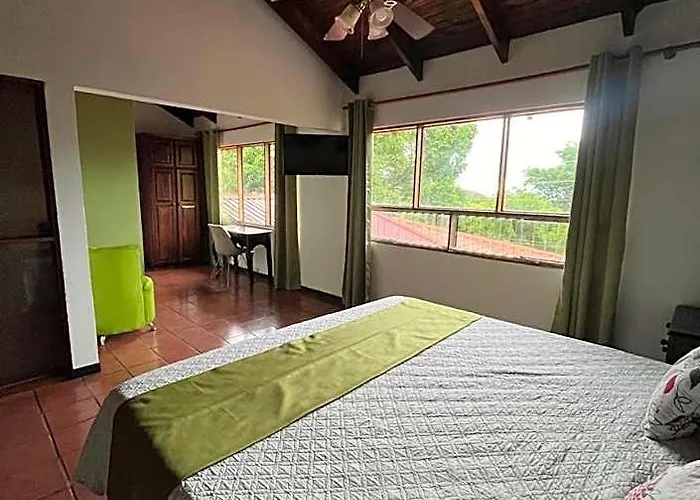 Siwo Art Hotel 2*